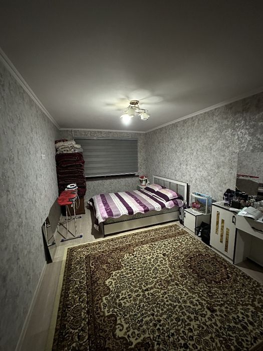 Chirchiqda 3-xonali kvartira sotiladi vasmoyda