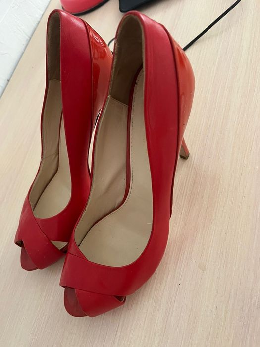Max mara каблук красный10000тг