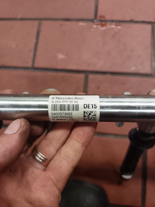 Vând rampa injectoare Mercedes