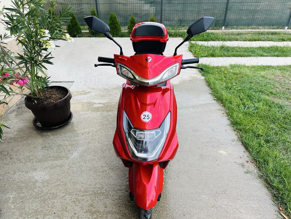 Scuter electric ZT-36 LUNA