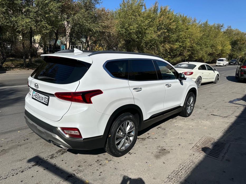 Hyundai Santa Fe 2020г.