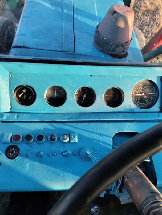 Продам трактор мтз 80