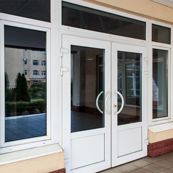 Алюминиевые витражи двери  Алматы