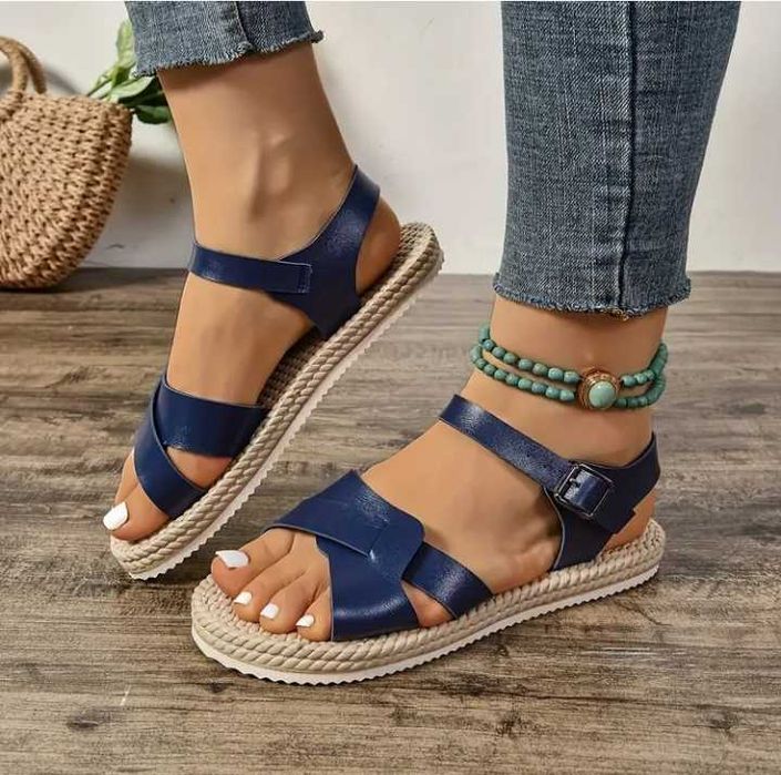 Дамски сандали номер 39 дължина на стелката 24.5 см в кафяво нови