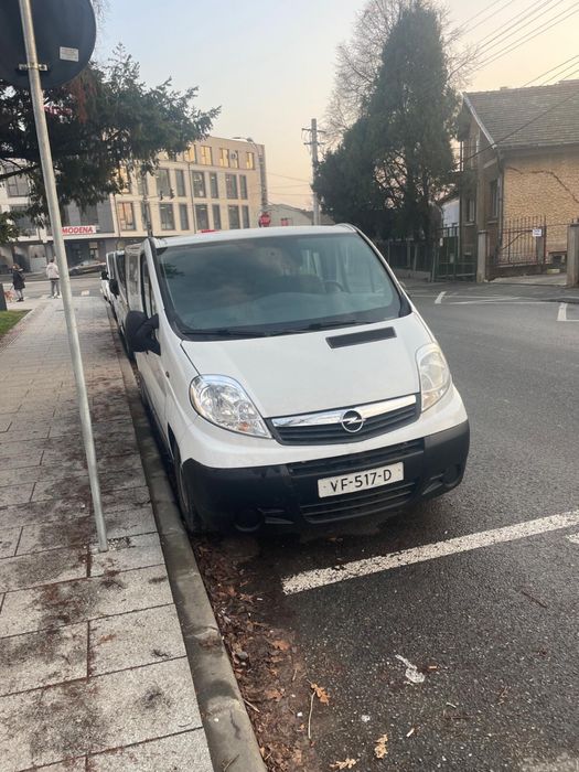 Renault Trafic/Opel Vivaro cabina dubla 2.0cdti 2013euro5 model lung