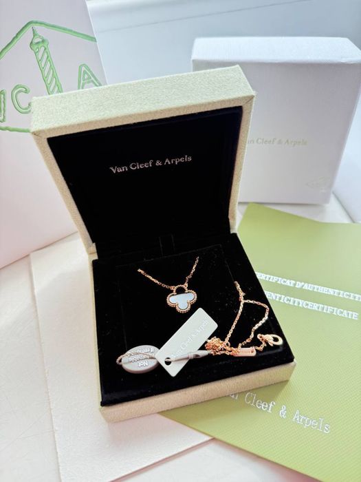 Van Cleef колие и гривна