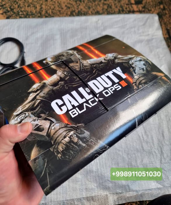 PlayStation 3 super slim 500 GB chotki holatda.