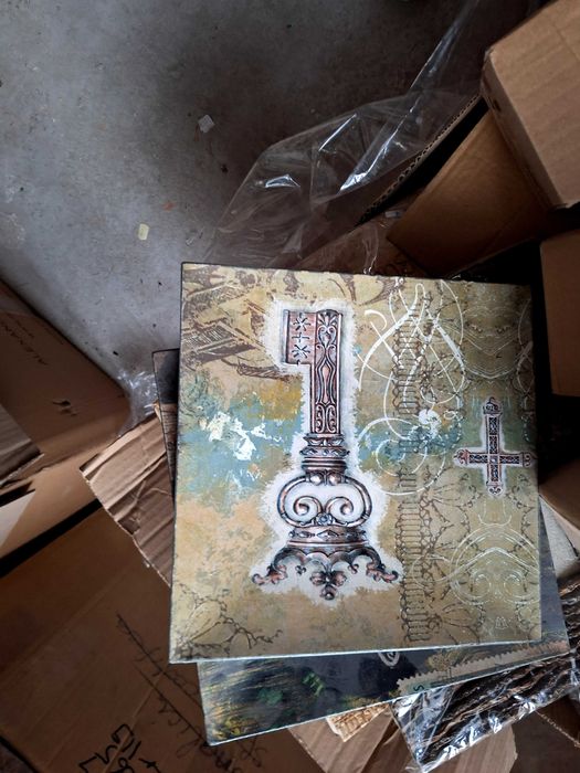 Табли за всеки дом