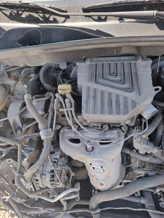 Dacia Lodgy 1.6 бензин 86 к.с. 2013г.
