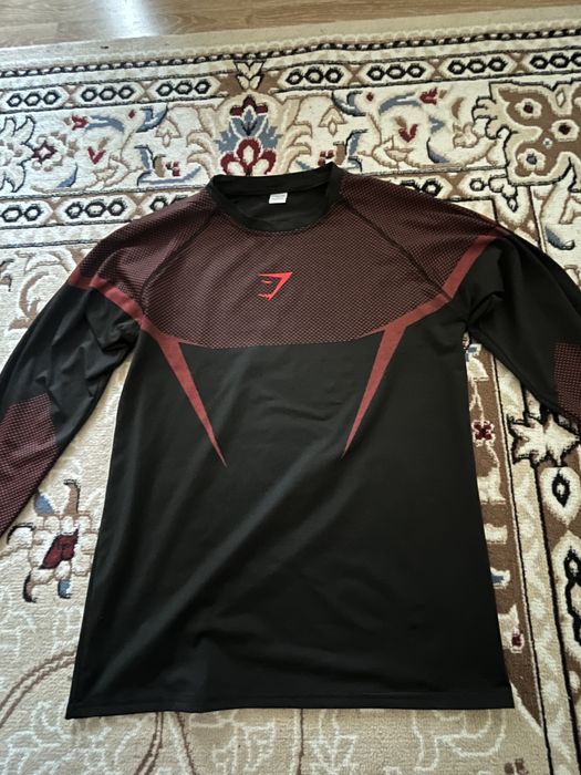 Лонгслив gym shark