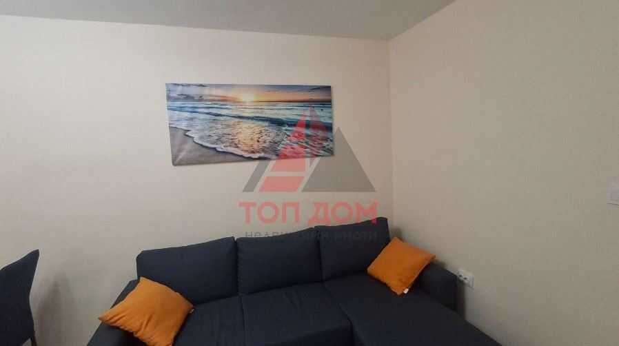 Дава се под наем Тристаен апартамент в Варна, Център - 77 кв.м за 1100 € - Снимка #1