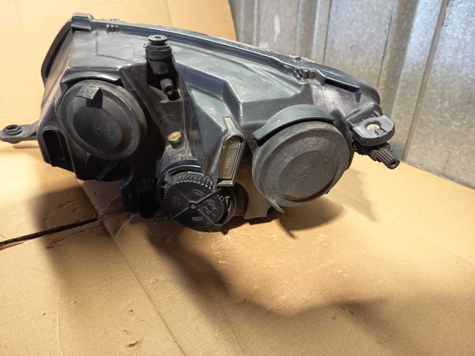 far dreapta skoda rapid