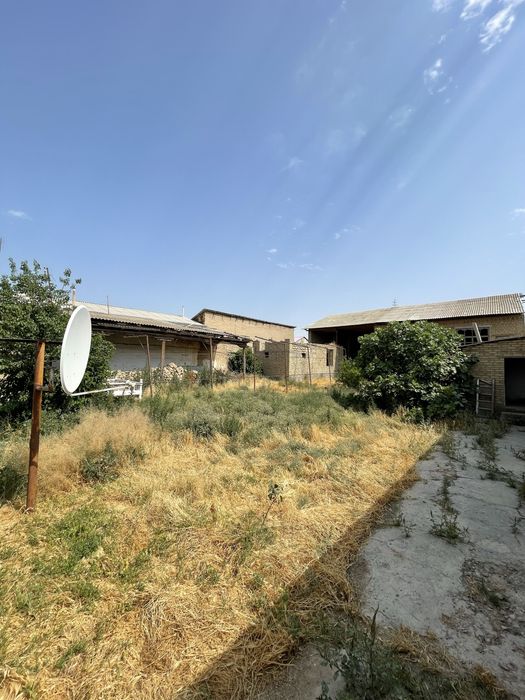 Uy sotiladi SROCHNO!!