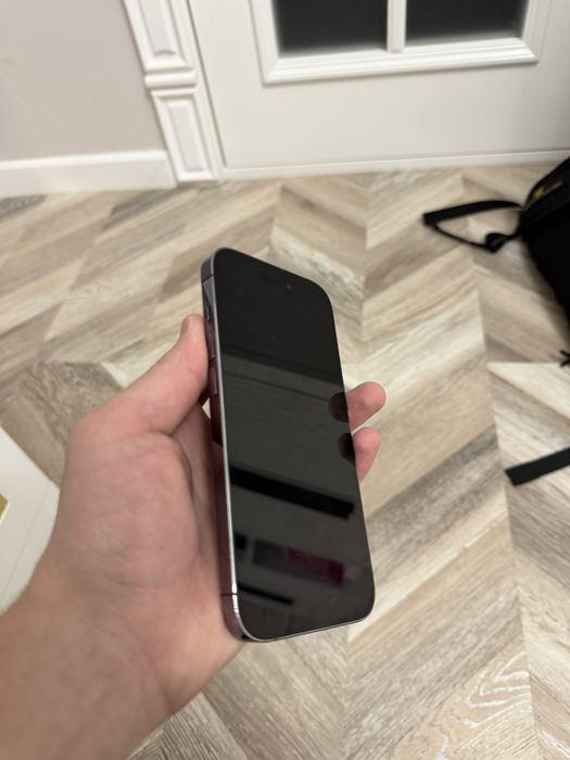 iPhone 14 pro purple