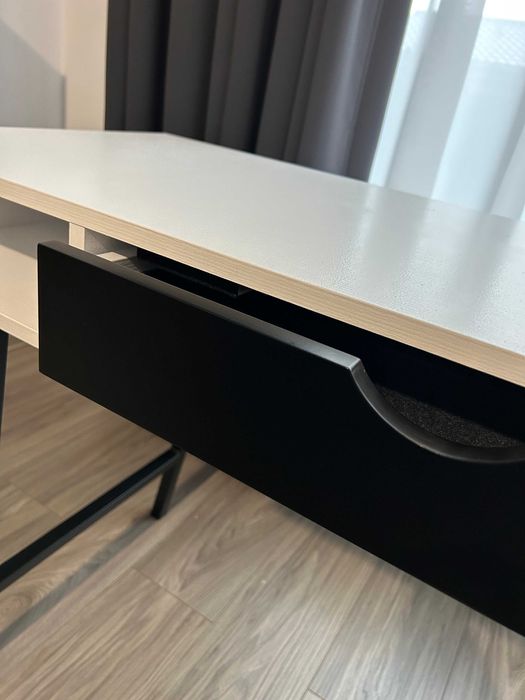 Birou JYSK ABBETVED 48x120cm personalizat, cu accesorii, ca nou