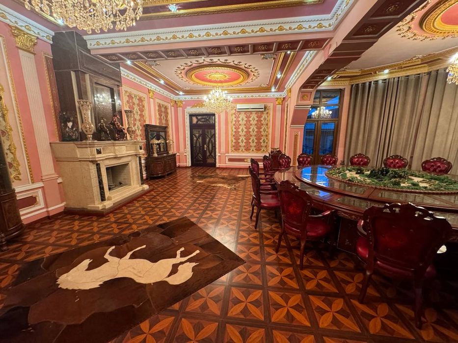 Ипакчилик элитная махалля продается дом по срочной цене