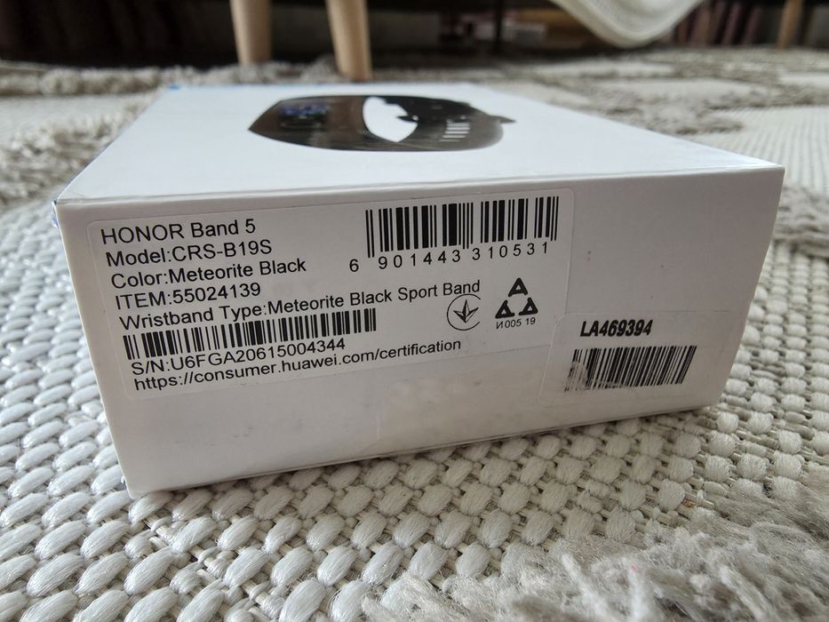 • Bratara smart HONOR Band 5 AMOLED, IP68, SpO2, noua, livrare gratis