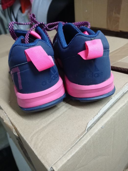 Adidasi dama pantofi sport Adidas 37