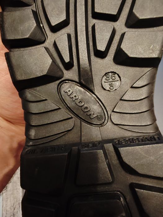 Bocanci de lucru bot metalic