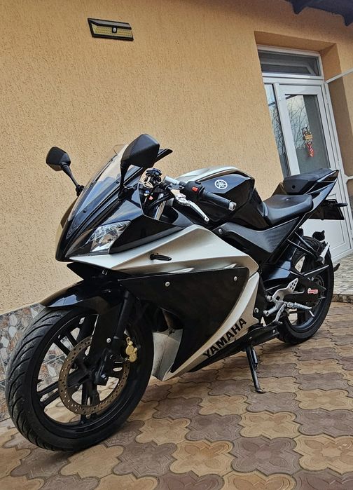Yamaha YZF R125 2010