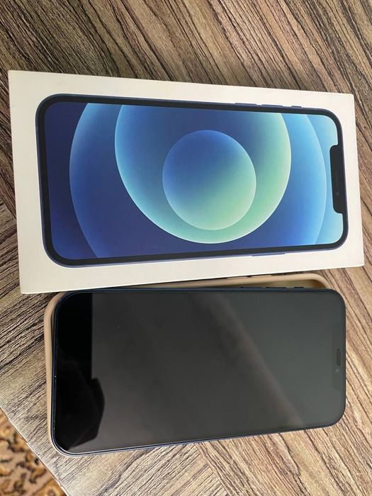 Продается iPhone 12