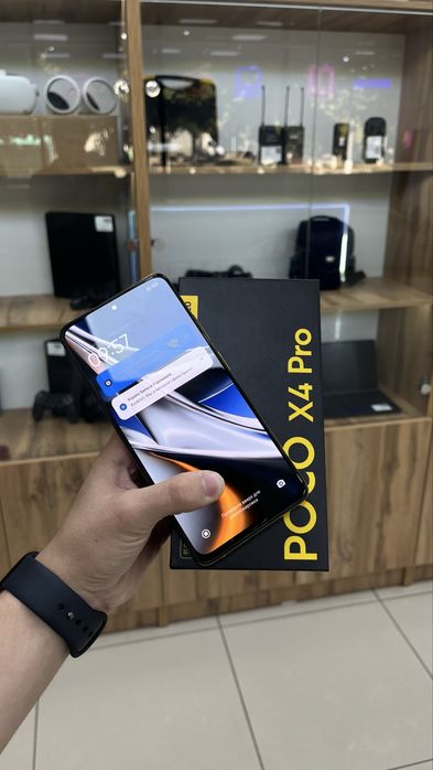 Телефон Poco X4 Pro