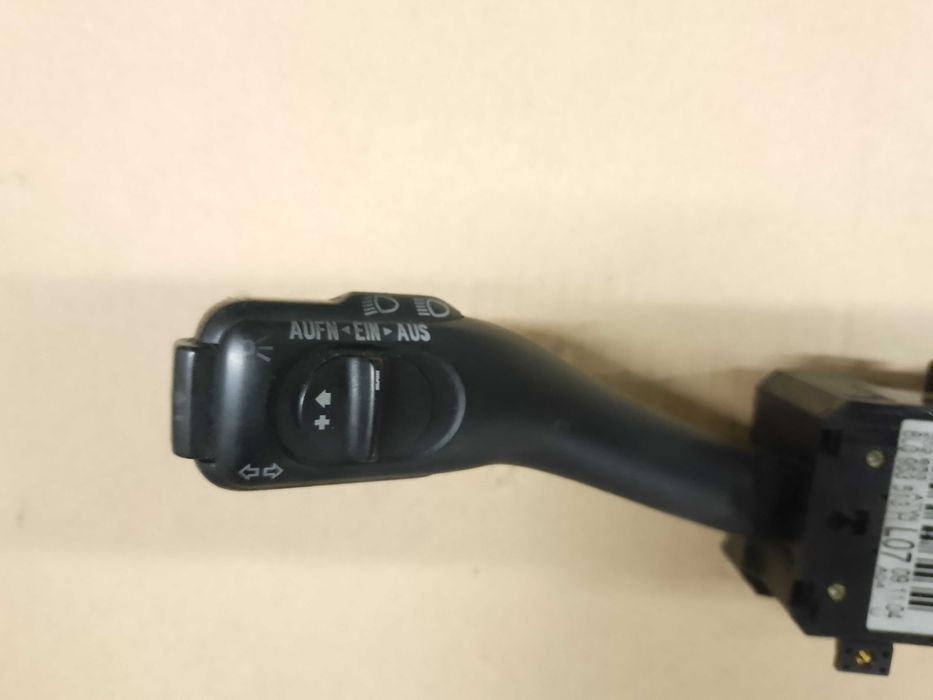 Фолксваген Пасат голф 4 Ауди А3 лост за мигачи чистачки