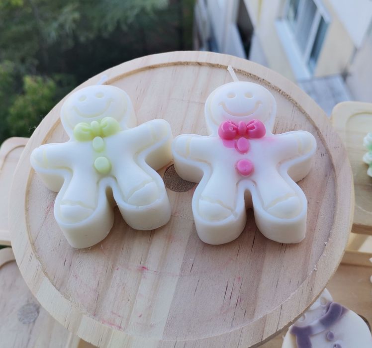 Коледни    свещи