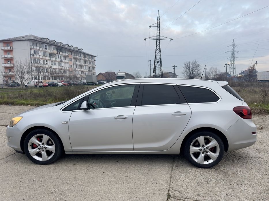 Opel Astra J Break 1.7 Diesel 2011