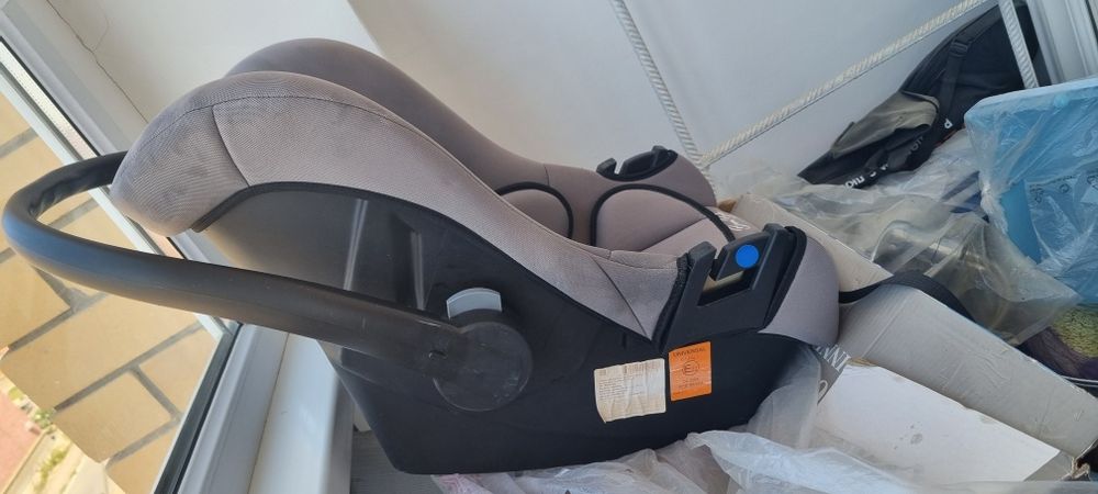 Детское автокресло