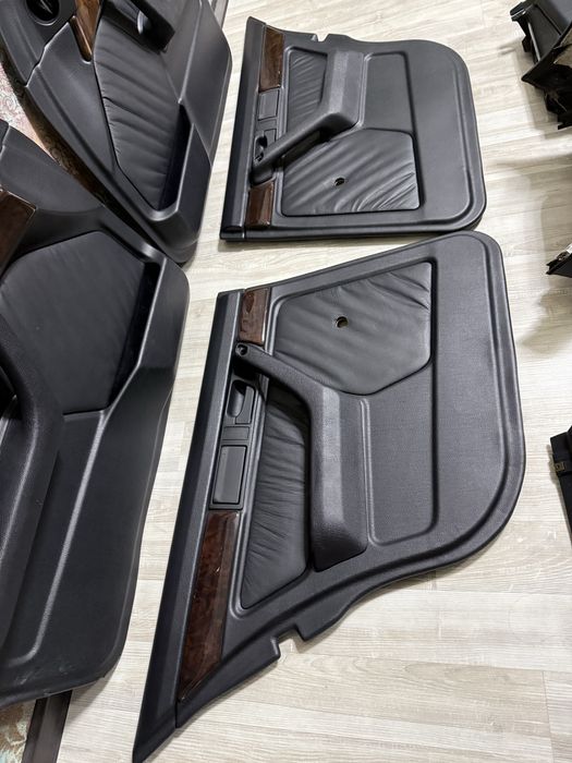 Обшивки жатая кожа на бмв е34