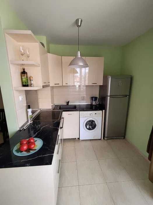 Продава се Двустаен апартамент в Поморие - 90 кв.м за 561 €/кв.м - Снимка #5