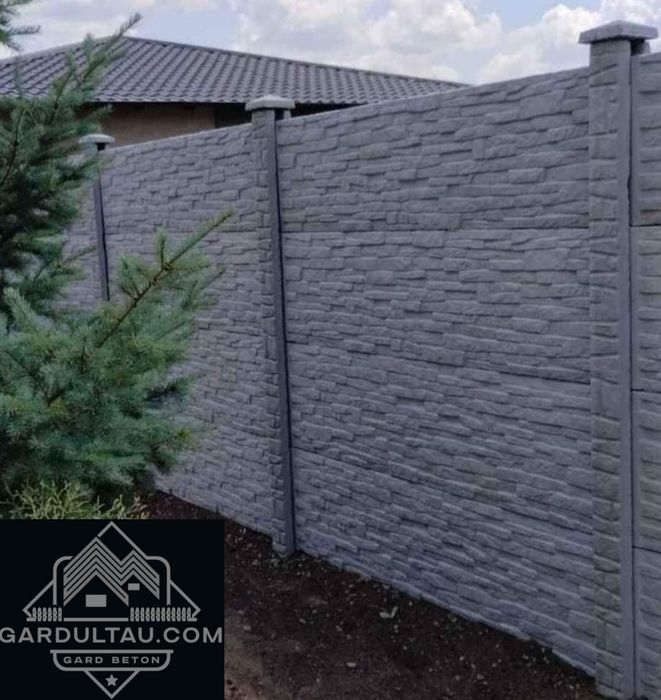 Placi de gard și stalpi de la gardultau.com garduri din beton comprima