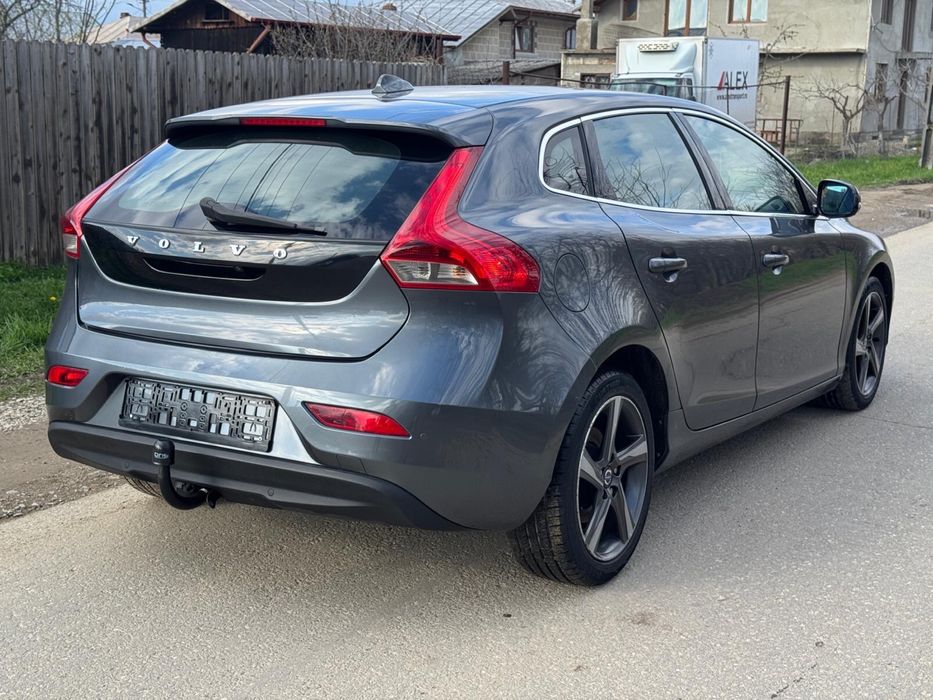 Volvo V40 1.6 D Summum