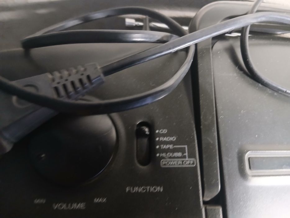 Продам Магнитофон LG