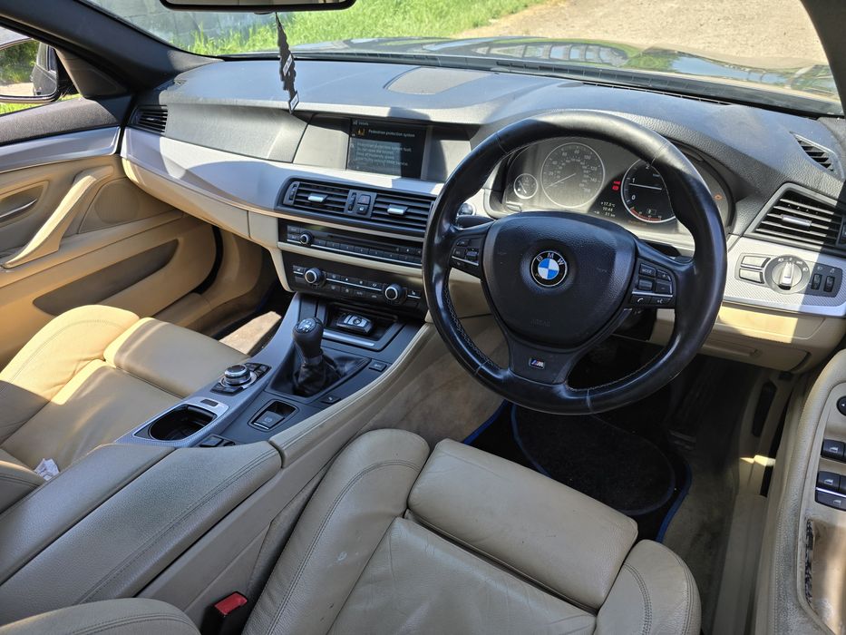 Продавам бмв ф10 520д на части