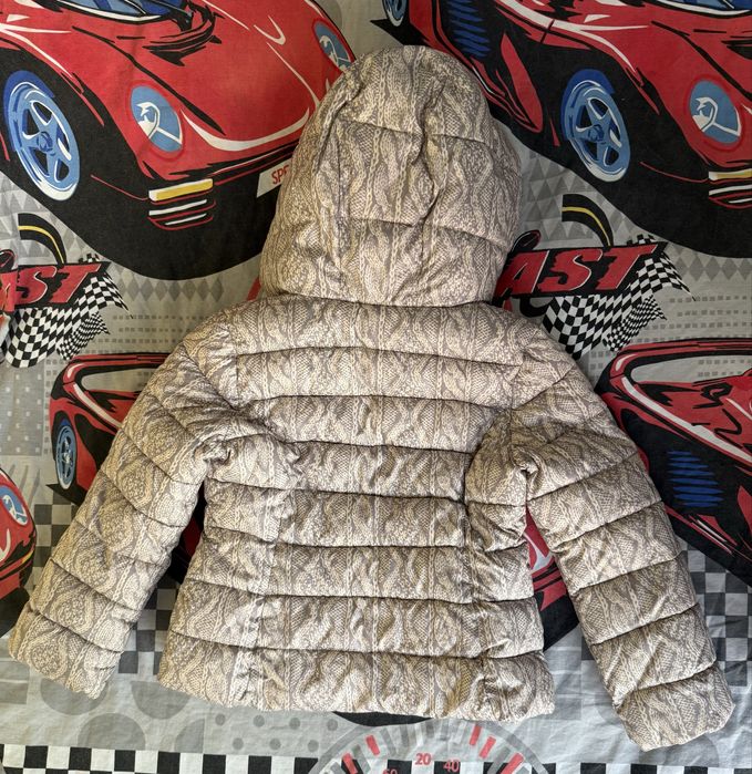 Якета Benetton за 4-5 години