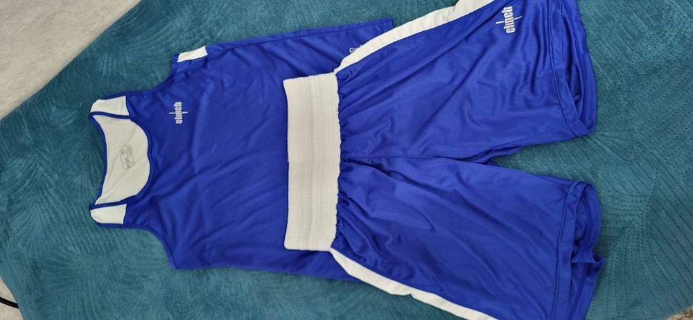 Форма для бокса, состояние новая