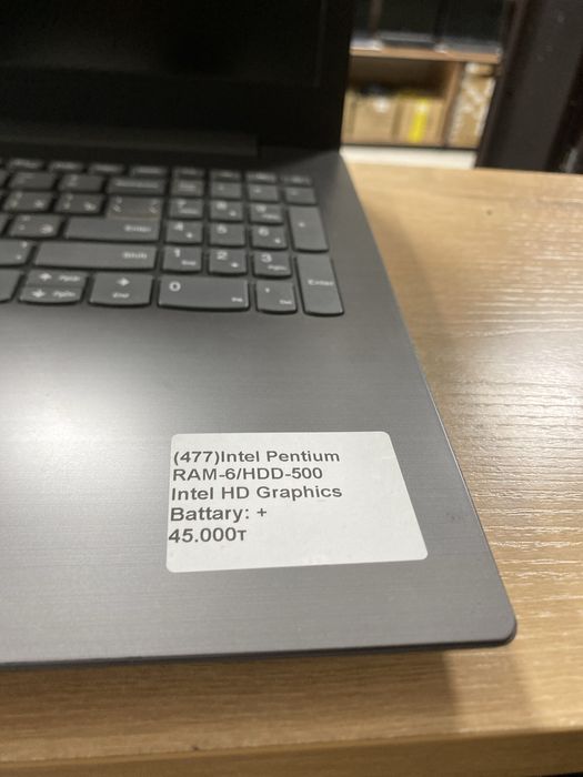 Ноутбук Lenovo pentium/RAM6/HDD500