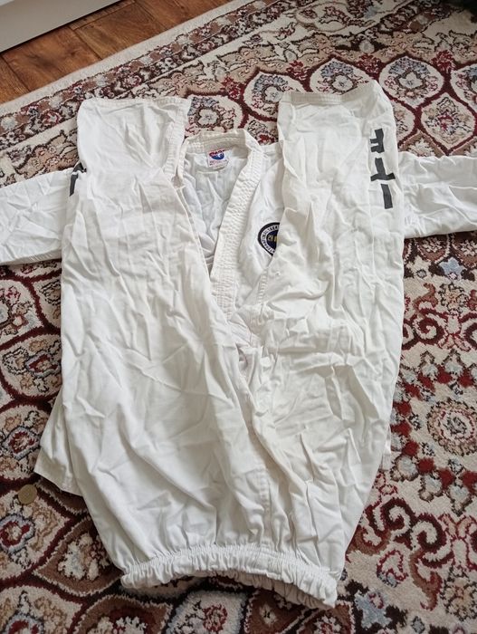 Форма Таеквондо итф