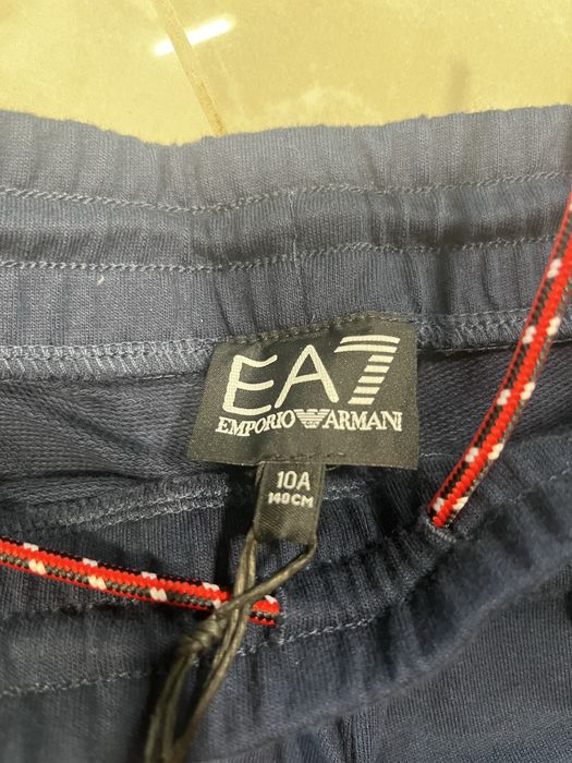 Pantaloni de trening Regular Fit EA7 Emporio Armani