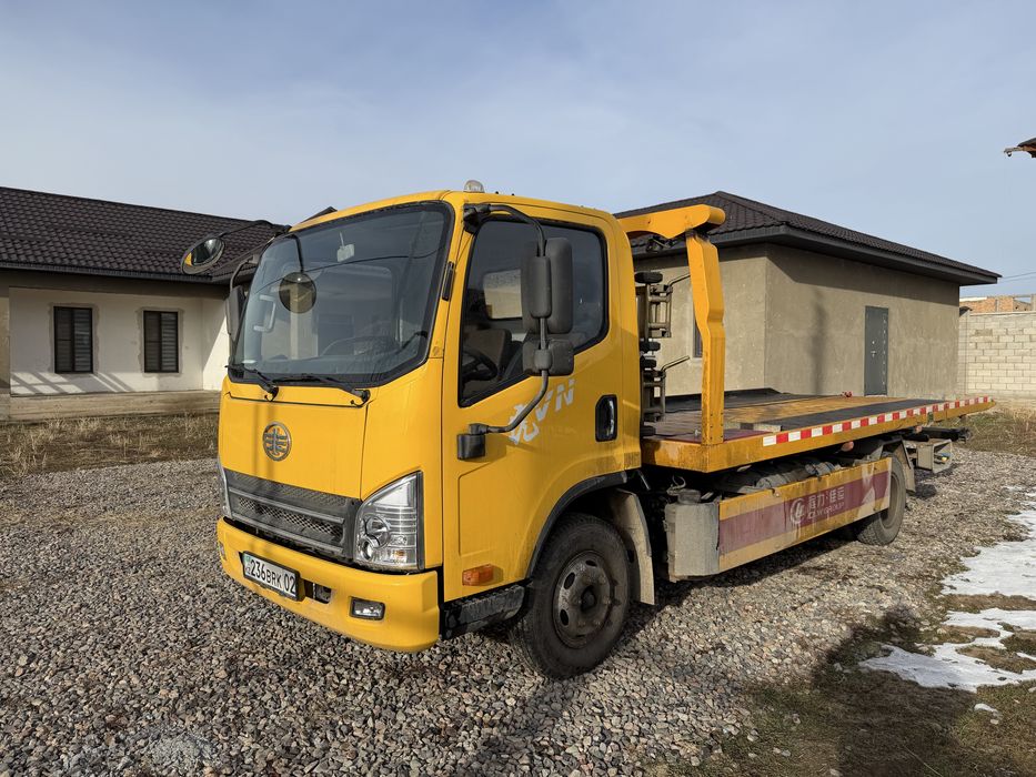 Эвакуатор FAW выдвижной платформа