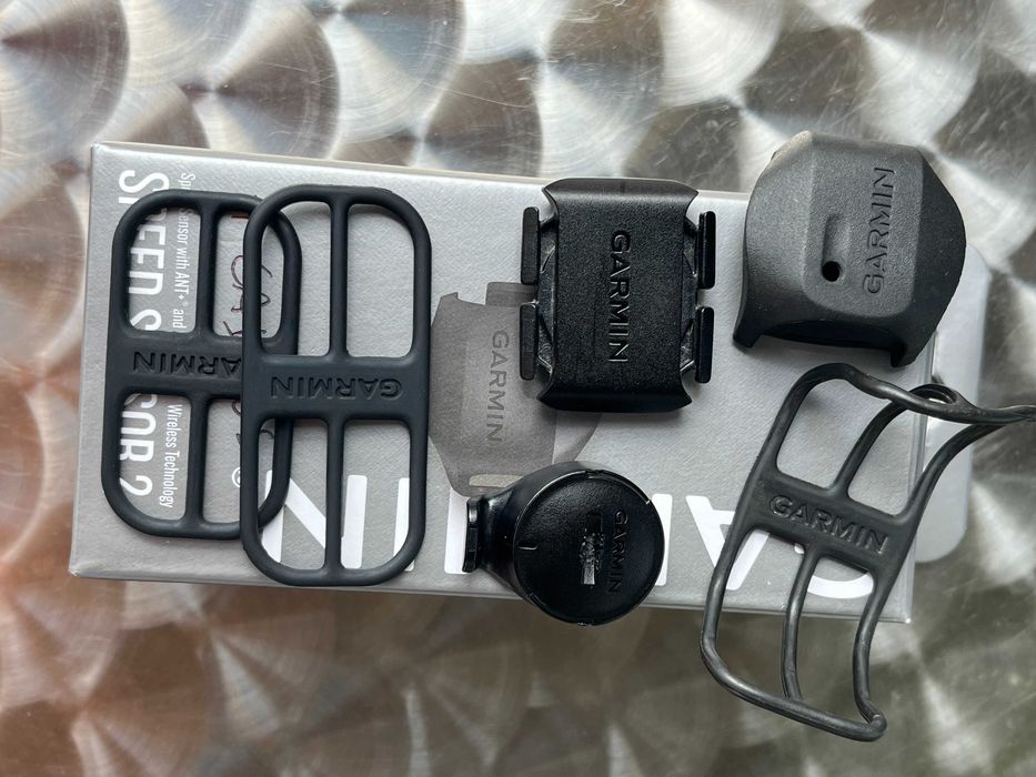 Garmin Cadence + Garmin Speed Sensors