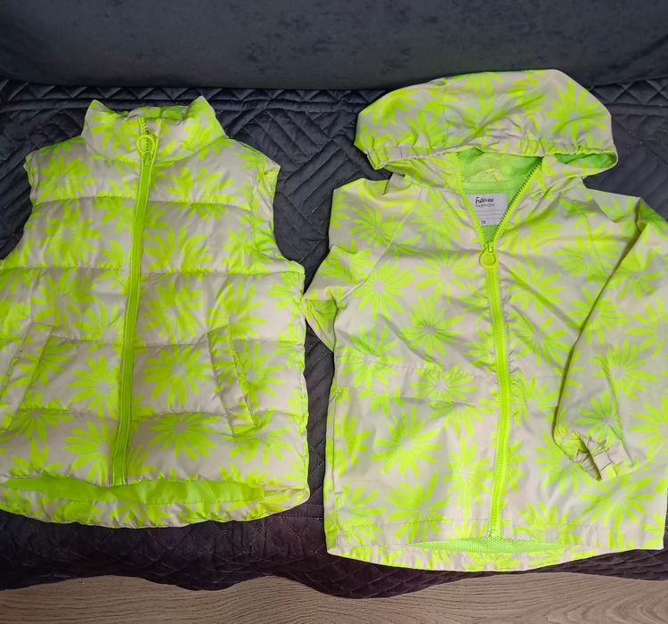 Продам куртку и жилет на девочку 5 лет