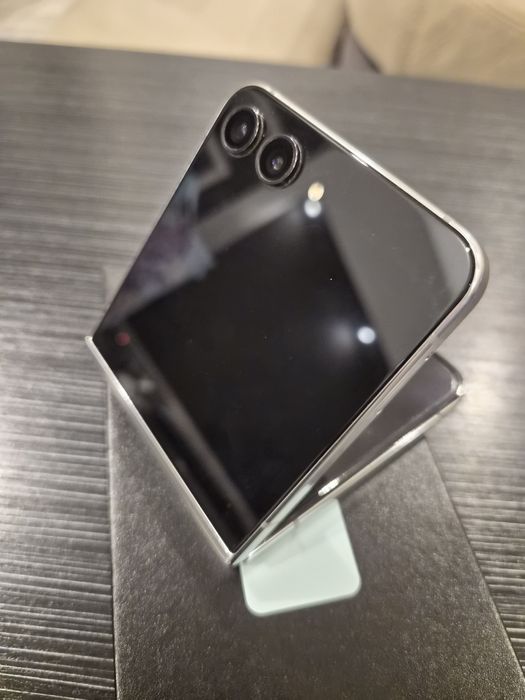Samsung Z Flip 5 512 GB