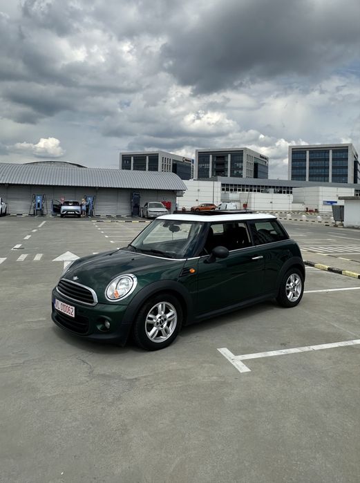 Mini Cooper One trapa,keyless,Navi