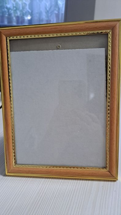 Продам рамки и сувениры