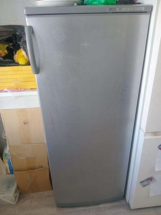 Продам морозильную камеру на 200л.