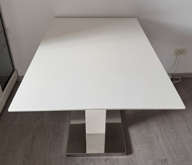 Masă / Masa Dining / Office / Birou - Alba / Albă cu Baza / Bază Argintie - Kika / XXXLutz - Xora - Second Hand / SH