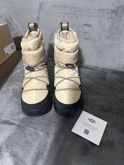 UGG Yose Puffer Mărimea 37 Noi în cutie